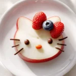 Hello Kitty themed apple snack for kids, cute and healthy option
