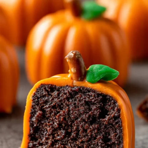 No-bake pumpkin shaped Oreo balls for a festive dessert treat